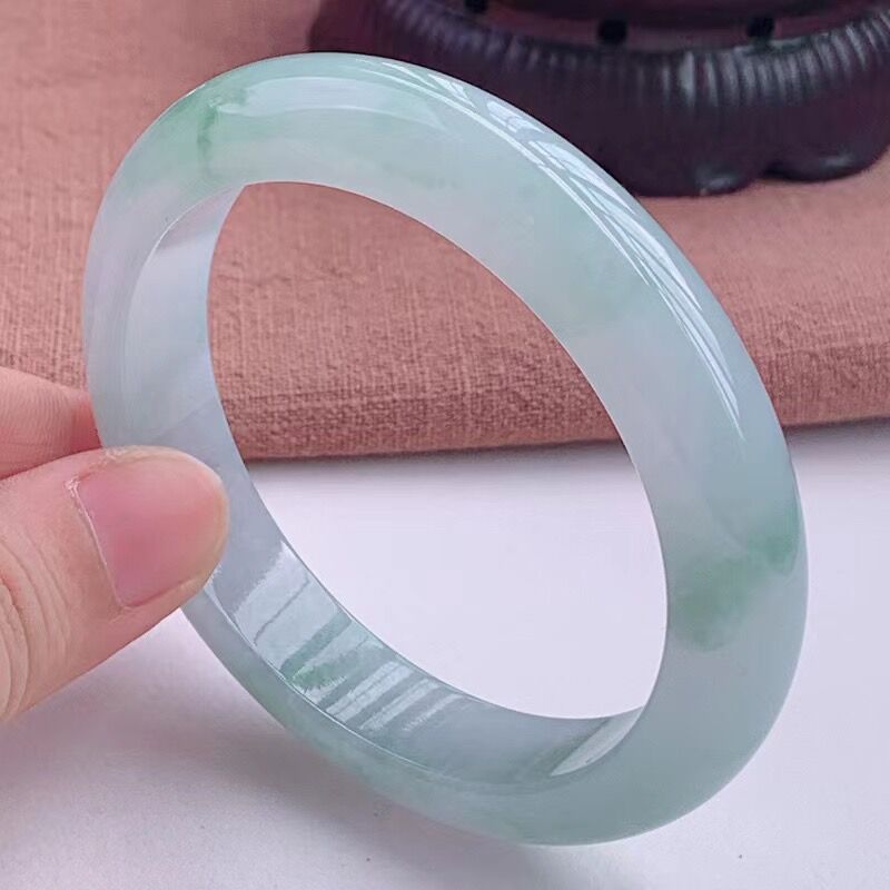 พม่า, กำไลหยกน้ำมันสีเดียว, สี - Lighting บทวิจารณ์และราคา